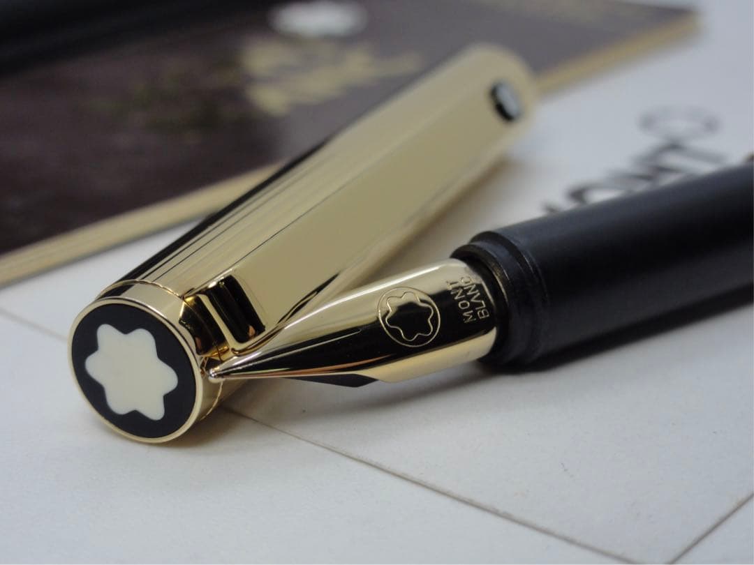 ⭐️モンブラン⭐️金運を呼ぶ総金張り⭐️稀少度の高いNo2147⭐️S-ラインモデル⭐️