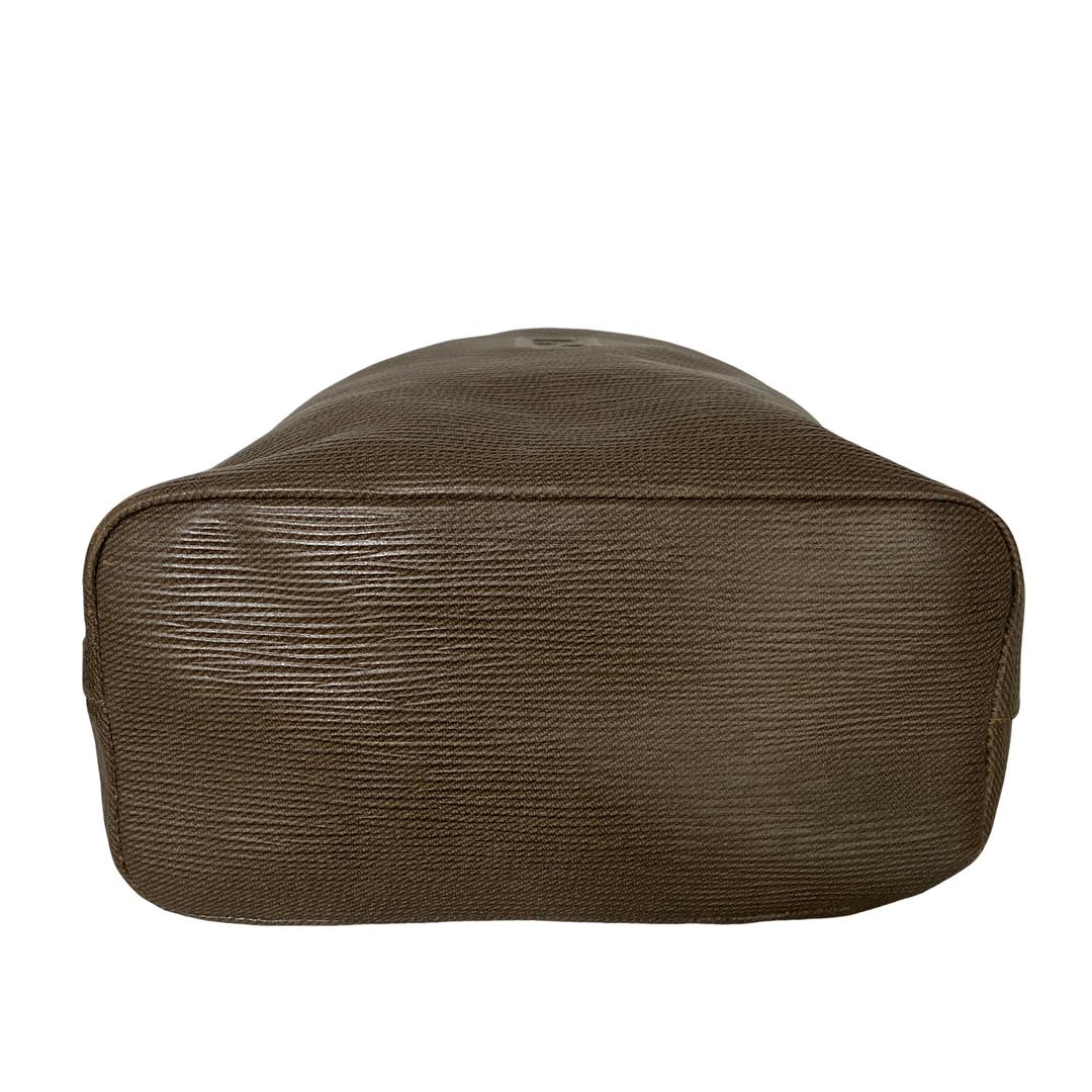 そまり　フェンディ　巾着型ショルダーバッグ　ヴィンテージ　レザー　ズッカ