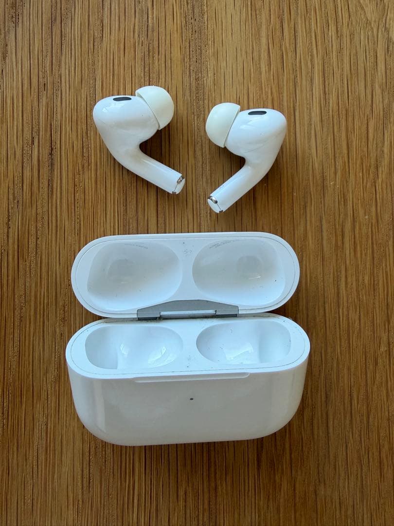 【限定値引き】美品 AirPods Pro 2 USB-C MagSafe