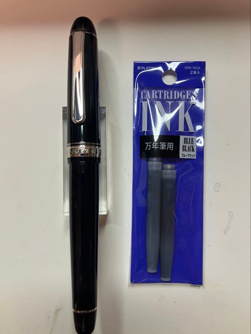 PLATINUM　#3776　センチュリー　ブラックダイヤモンド　F-nib