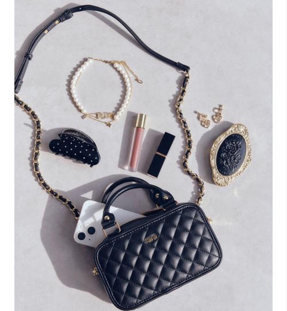 FURFUR キルティングフォンホルダー　ブラック