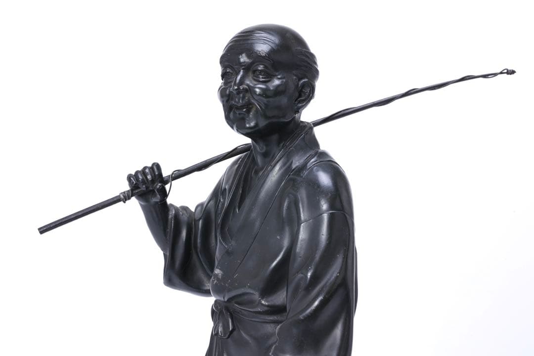 金属製 農夫像 魚籠 竹竿 裸足の老人 人物像 置物 ブロンズ調 彫像 骨董品