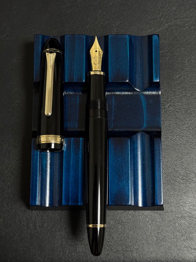 セーラー 万年筆 プロフィット21 旧型 M(中字) (研磨)