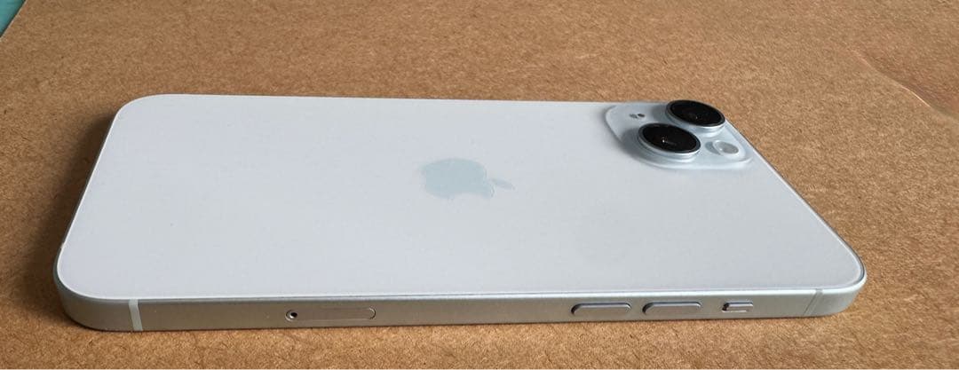 美品★Apple iPhone 15 Plus ブルー 128GB ★シムフリー