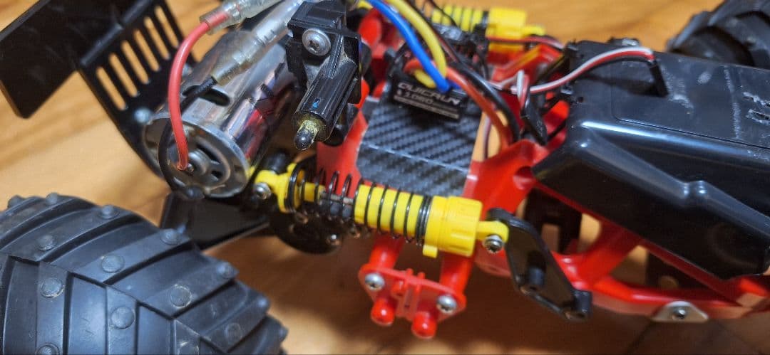 タミヤ モンスタービートル 1/10オフロードラジコン