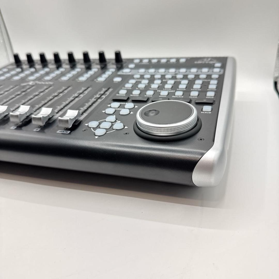 BEHRINGER X-TOUCH 外箱付き　オーディオインターフェイス