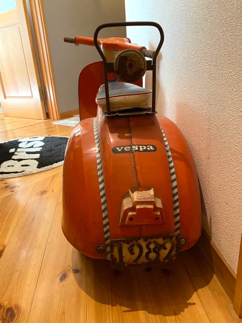 ブリキおもちゃ/Vespa 子供用スクーター