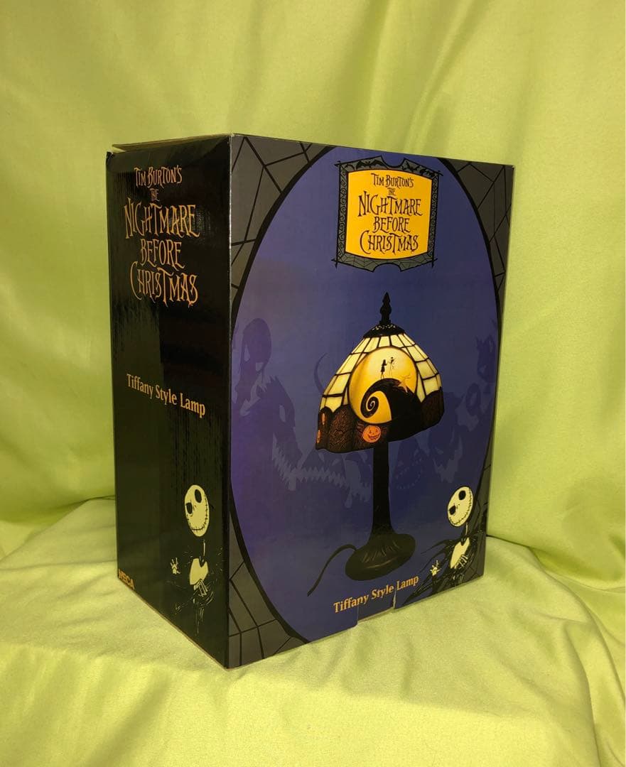 新品未開封！ナイトメア・ビフォア・クリスマス アール・ガレ風ランプNECA
