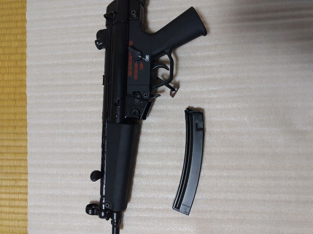 東京マルイ　次世代電動ガン　MP5A5