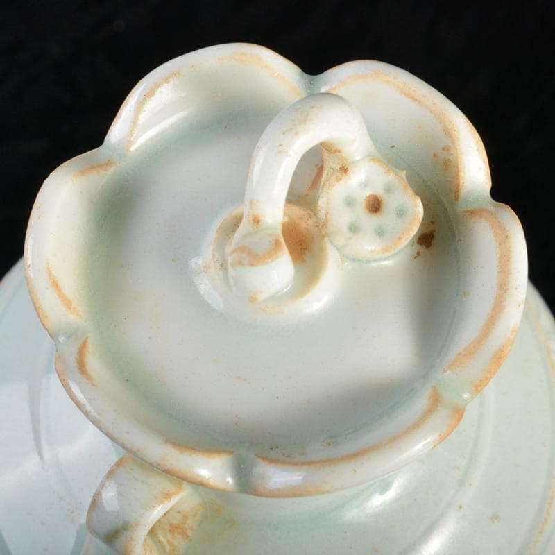 中国　影青　青白釉　陽刻　花文　双耳蓋瓶　M　7266E