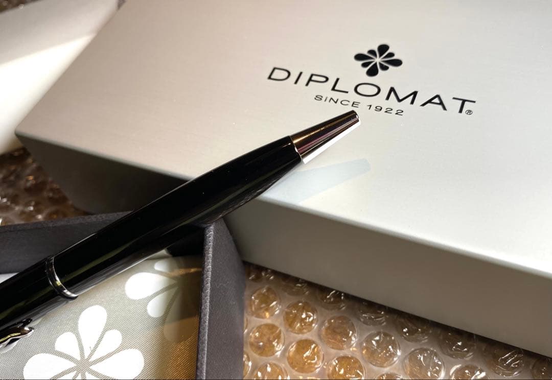 DIPLOMAT 　ディプロマット　エスティーム　ボールペン　　ブラックラッカー