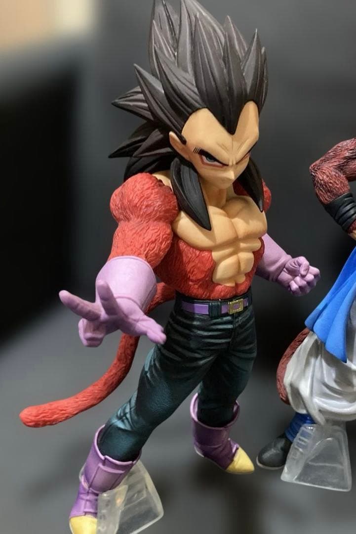 ドラゴンボールフィギュア　一番くじ　グレイテストサイヤン　超サイヤ人4