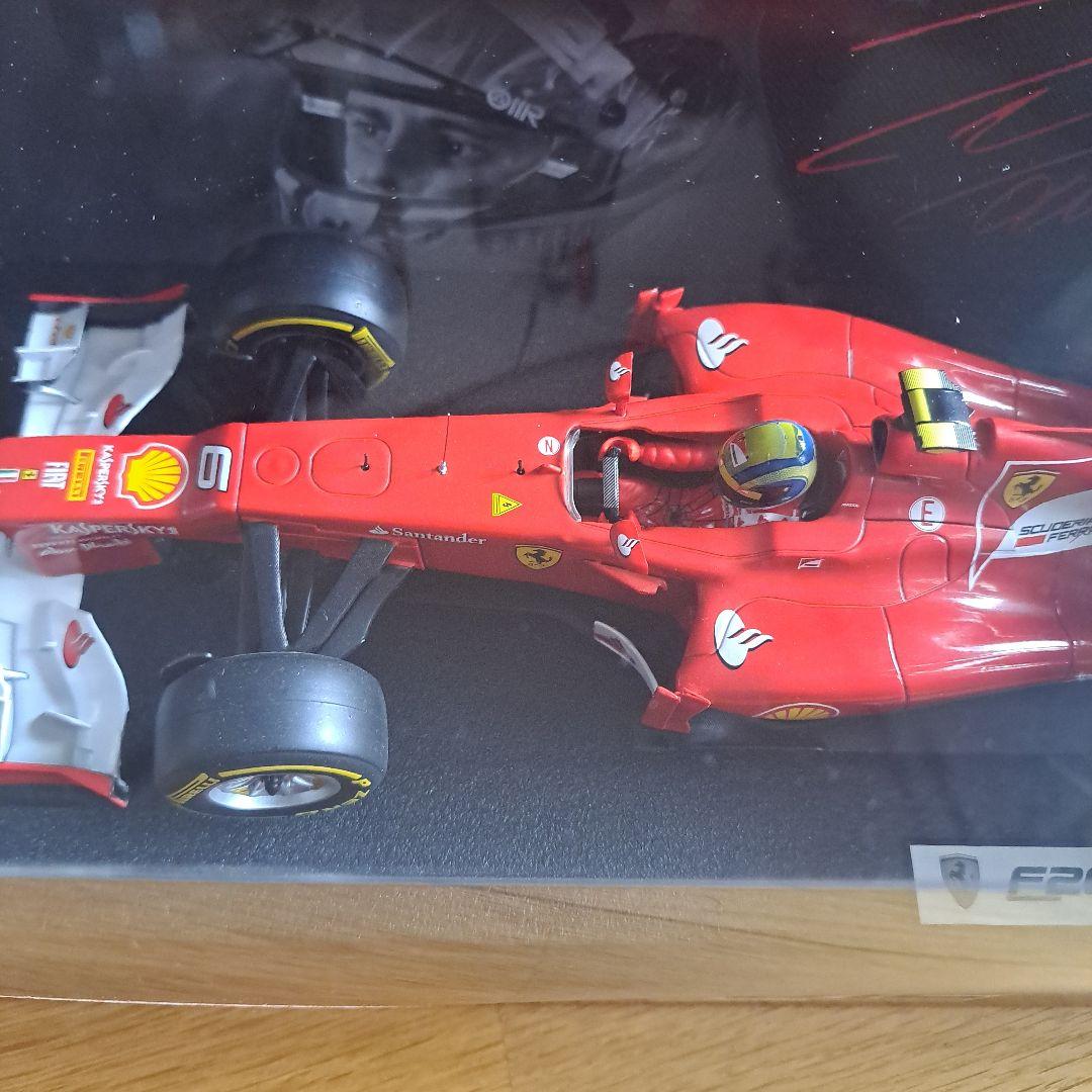 フェラーリF2012 ミニカー1/18
