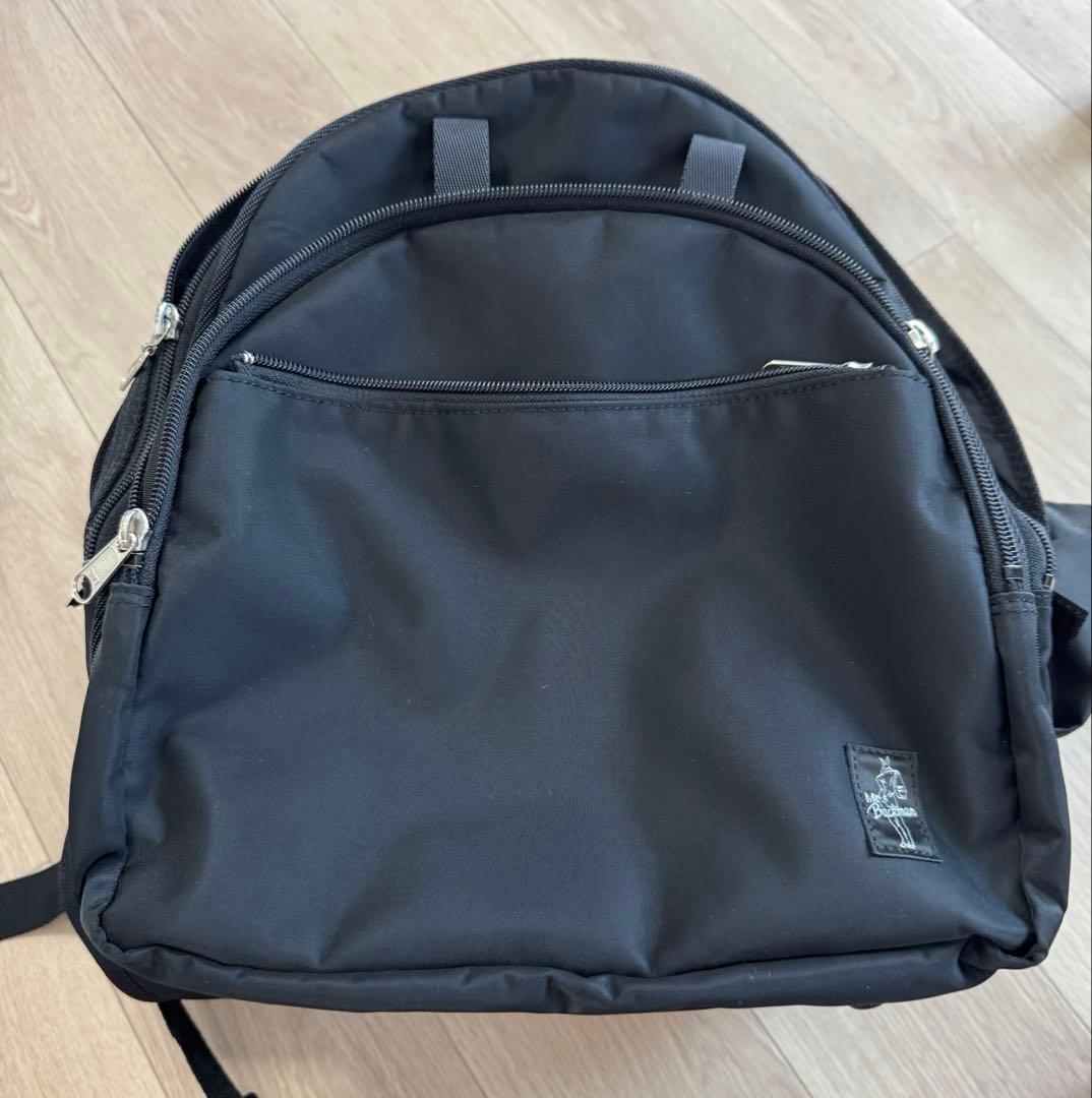 Mr. Backman ブラックバックパック