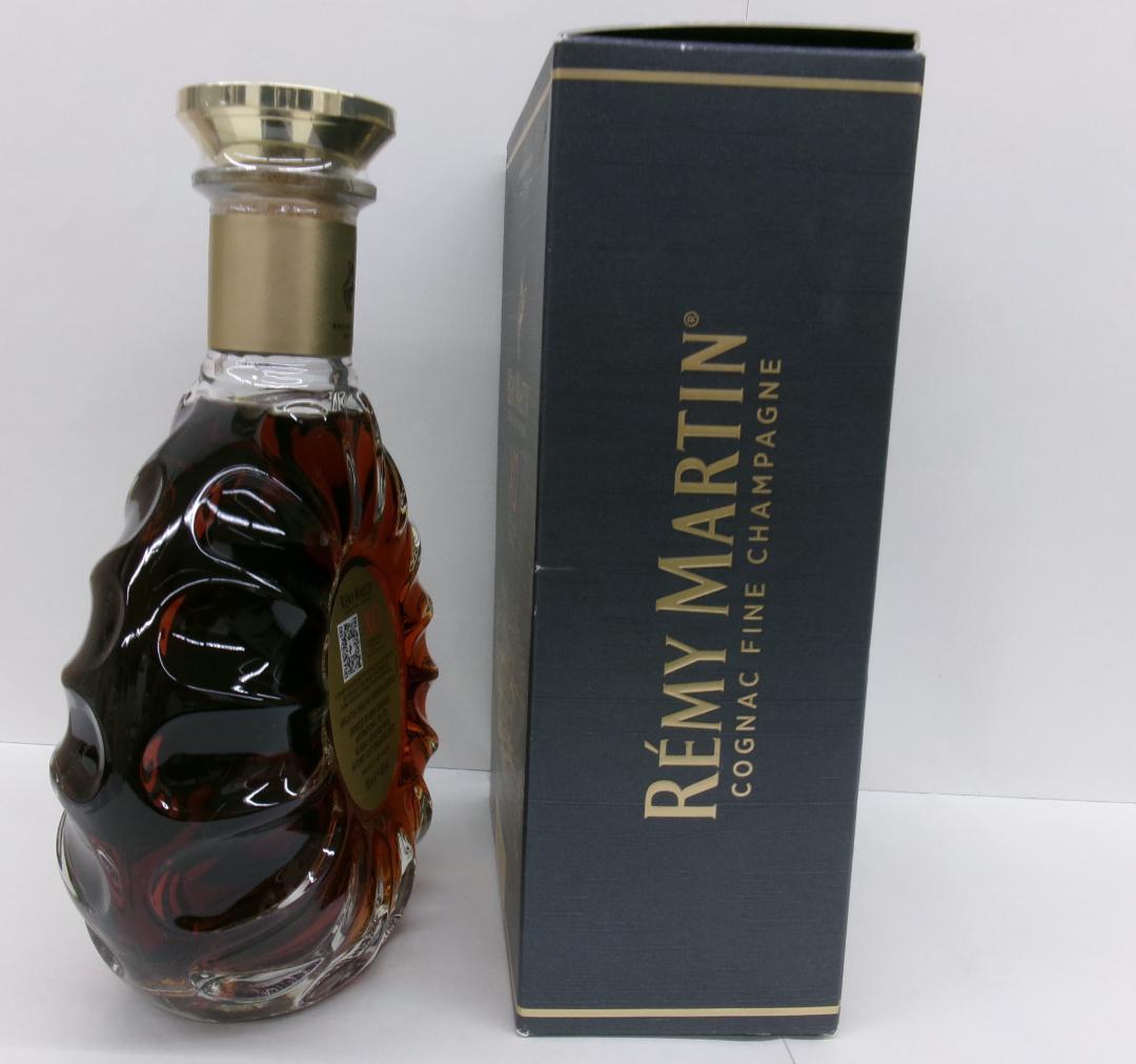 700ｍL・レミーマルタンXO（RS409）