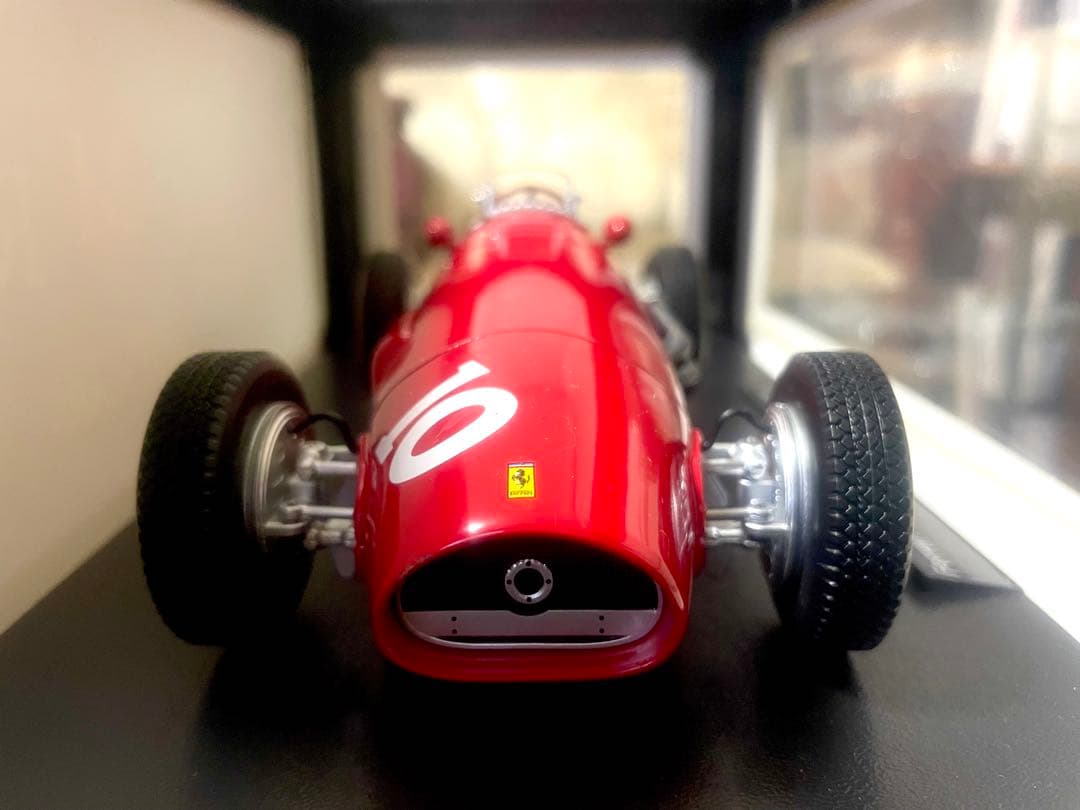 価格変更1/18 CMR フェラーリ500 F2 アルゼンチンGP優勝車 未開封