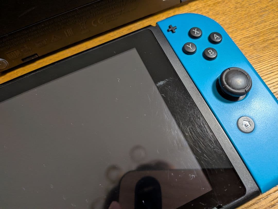 中古品　Nintendo Switch 赤/青 本体