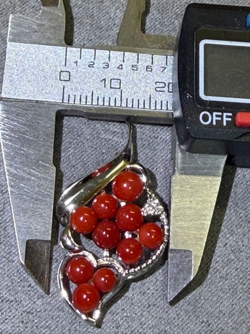 ｍｉｕトップダイヤモンド付け刻印　赤珊瑚 ペンダントトップ 珊瑚血色　5g