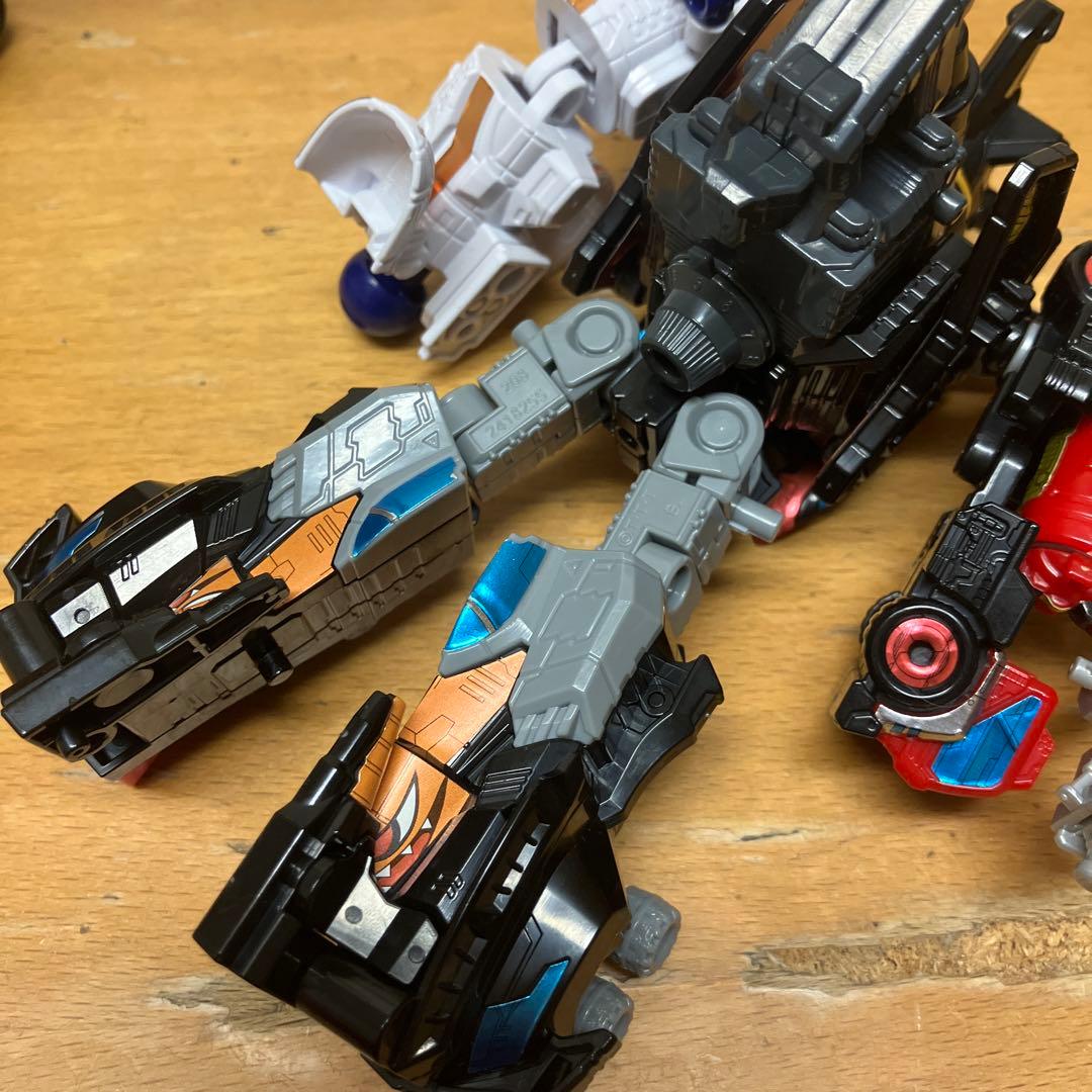 ミニプラ　ルパンレンジャー　パトレンジャー　グットクルカイザー　ロボ　ロボット