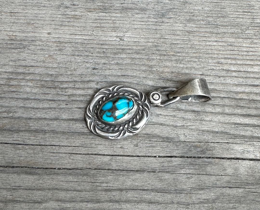 Vintage Navajo ターコイズペンダント、ヴィンテージナバホペンダント