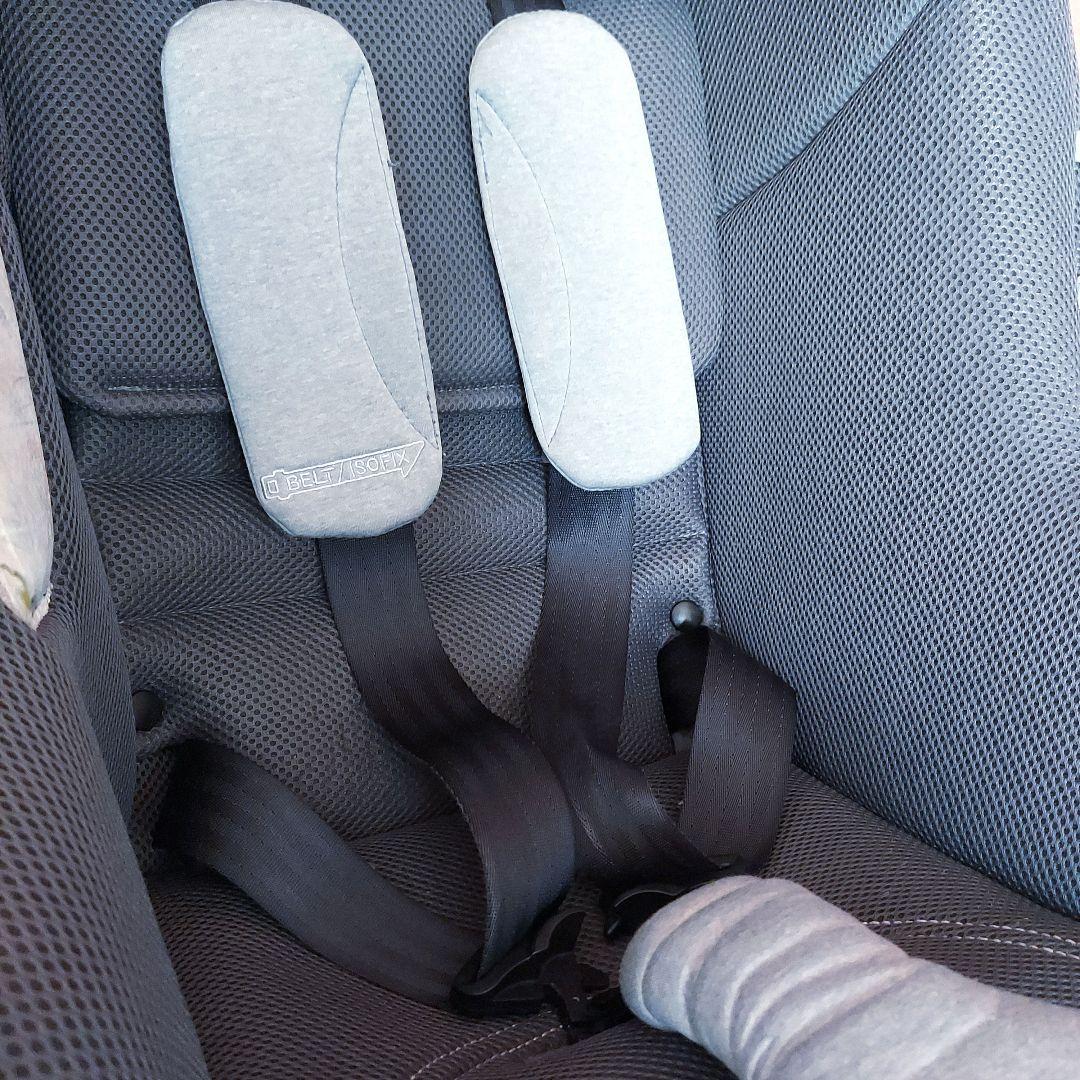 送料込み アップリカ クルリラチャイルドシート Aprica