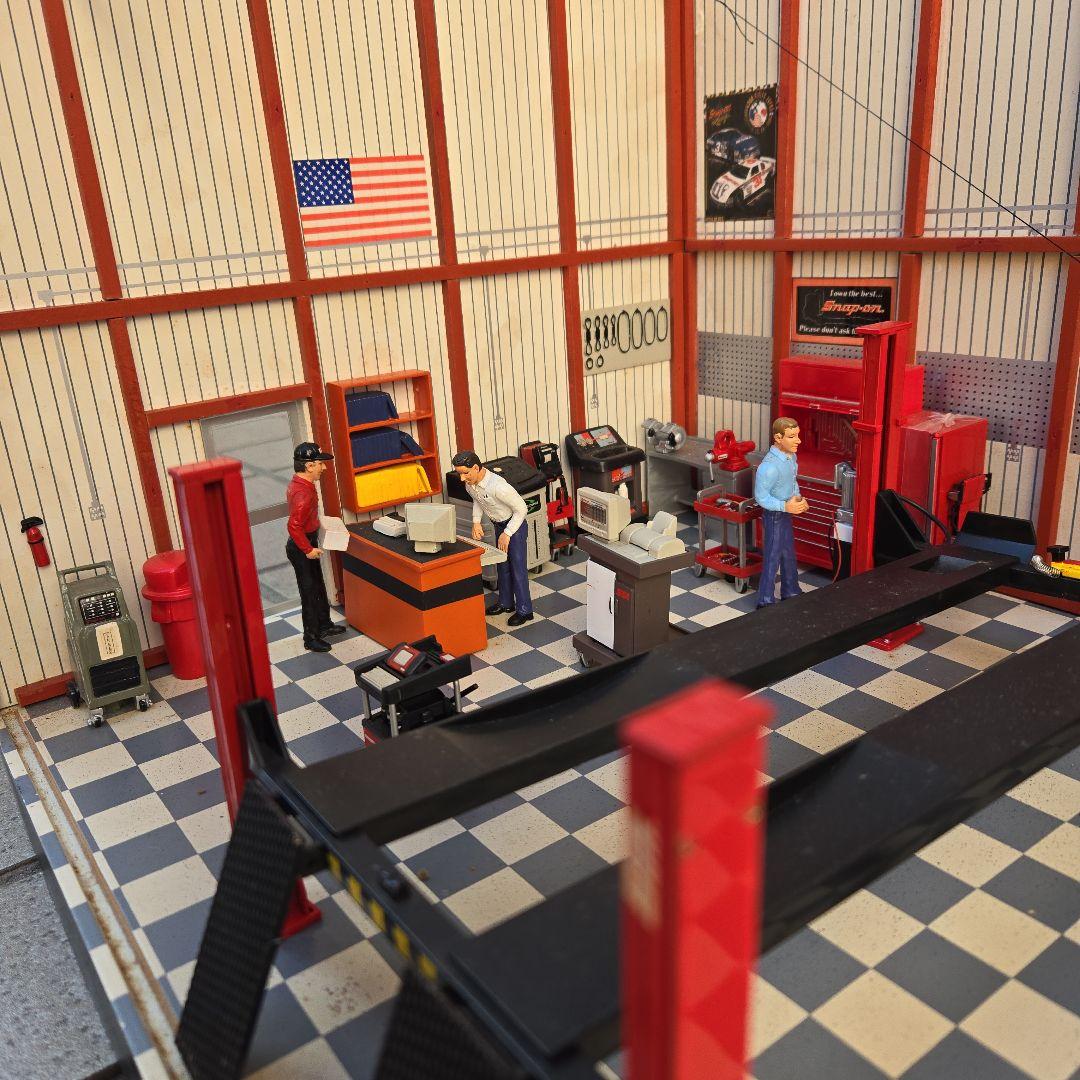 Snap-on/スナップ・オン　'ガレージ・模型７６.6ｃｍ