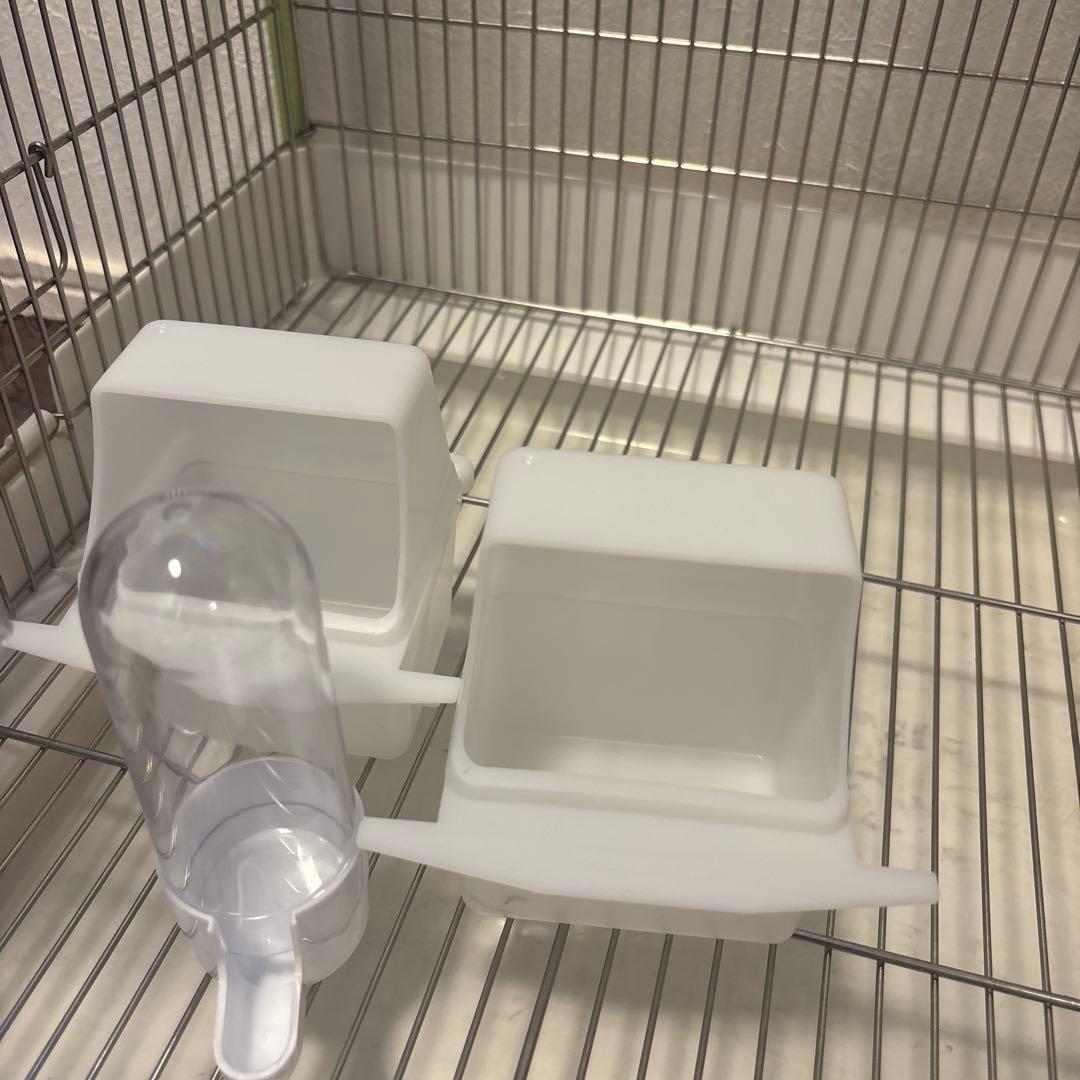 【SALE中:配送日数相談可】SANKO 中型ケージ 給水器・餌入れ付き