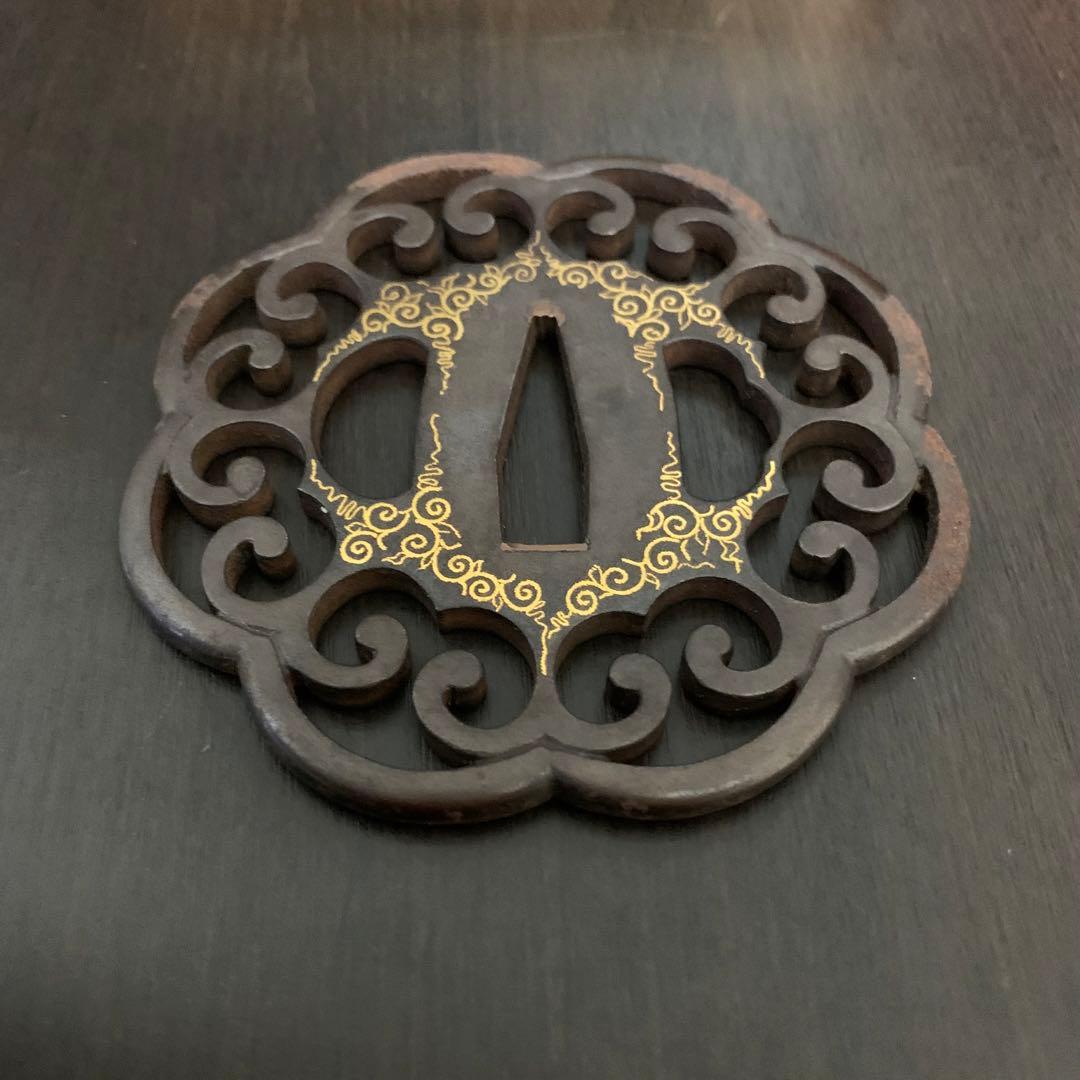 《アンティーク希少レア品！》《送料無料》⭐︎八ツ蕨手透鐔　鍔つば♪⭐︎