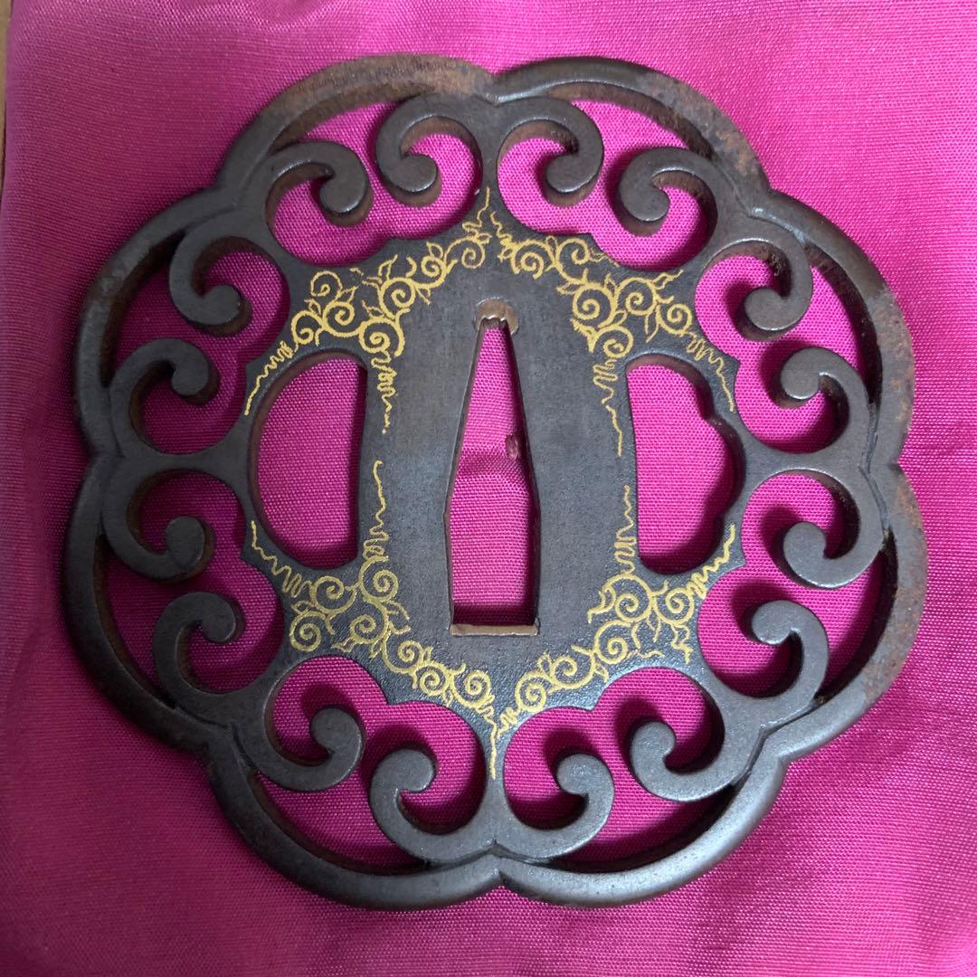 《アンティーク希少レア品！》《送料無料》⭐︎八ツ蕨手透鐔　鍔つば♪⭐︎