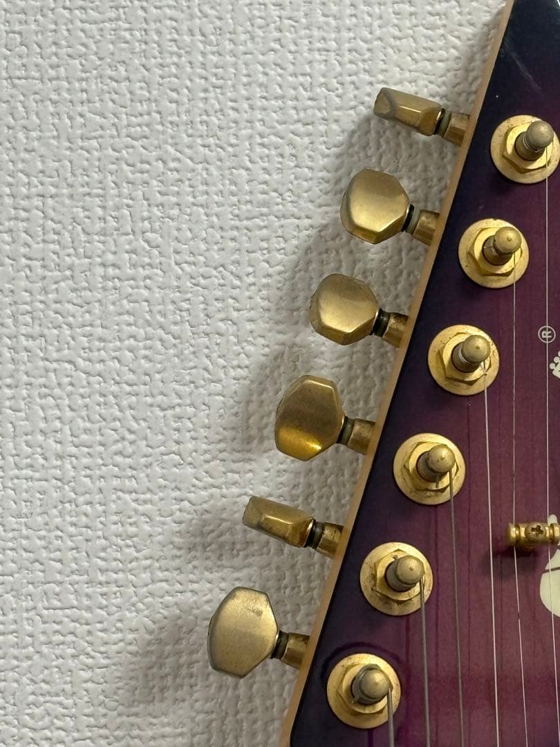 Charvel CDS-38 サンバーストエレキギター ディンキータイプ