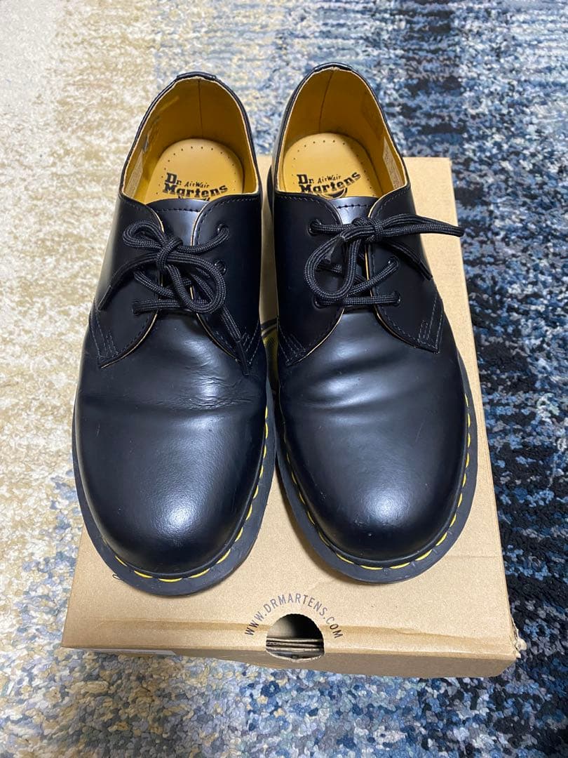 Dr. Martens ブラック レースアップシューズ