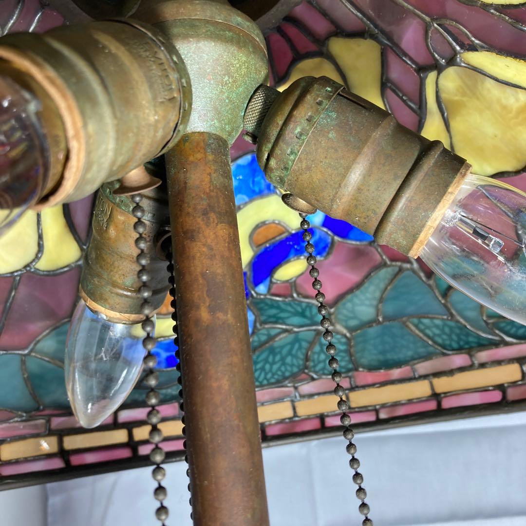 ステンドグラスランプ