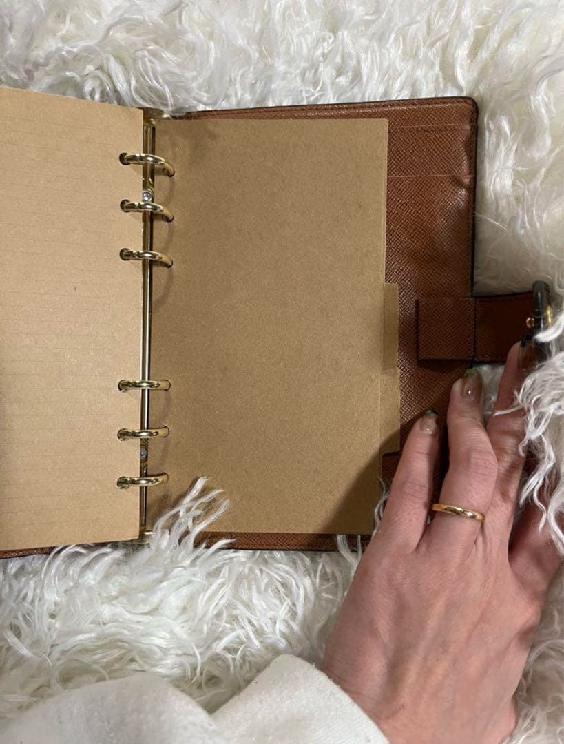 Louis Vuitton モノグラム 手帳