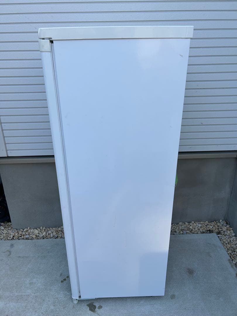 シャープ　SHARP FJ-HS17X 冷凍庫　6段式　ホワイト　送料込