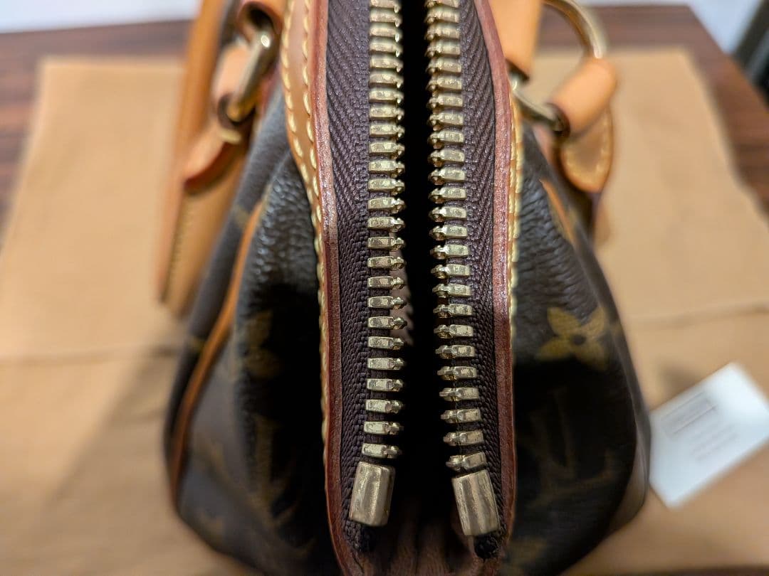 Louis Vuitton モノグラム ティヴォリPM