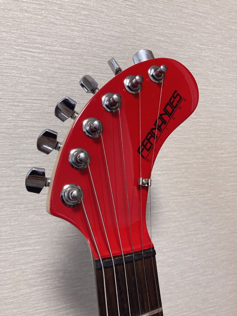 新品同様 FERNANDES ZO-3 フェルナンデス 赤 レッド