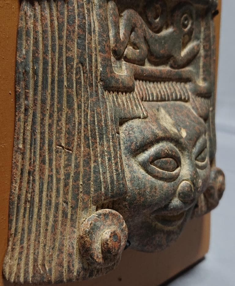 コレクター収集品　メキシコ　トトナカ文化　マスク　（B）