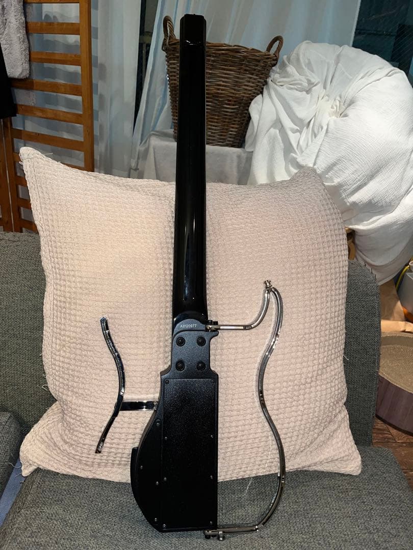 り*の様 エレキギター　ヘッドレス　ALP