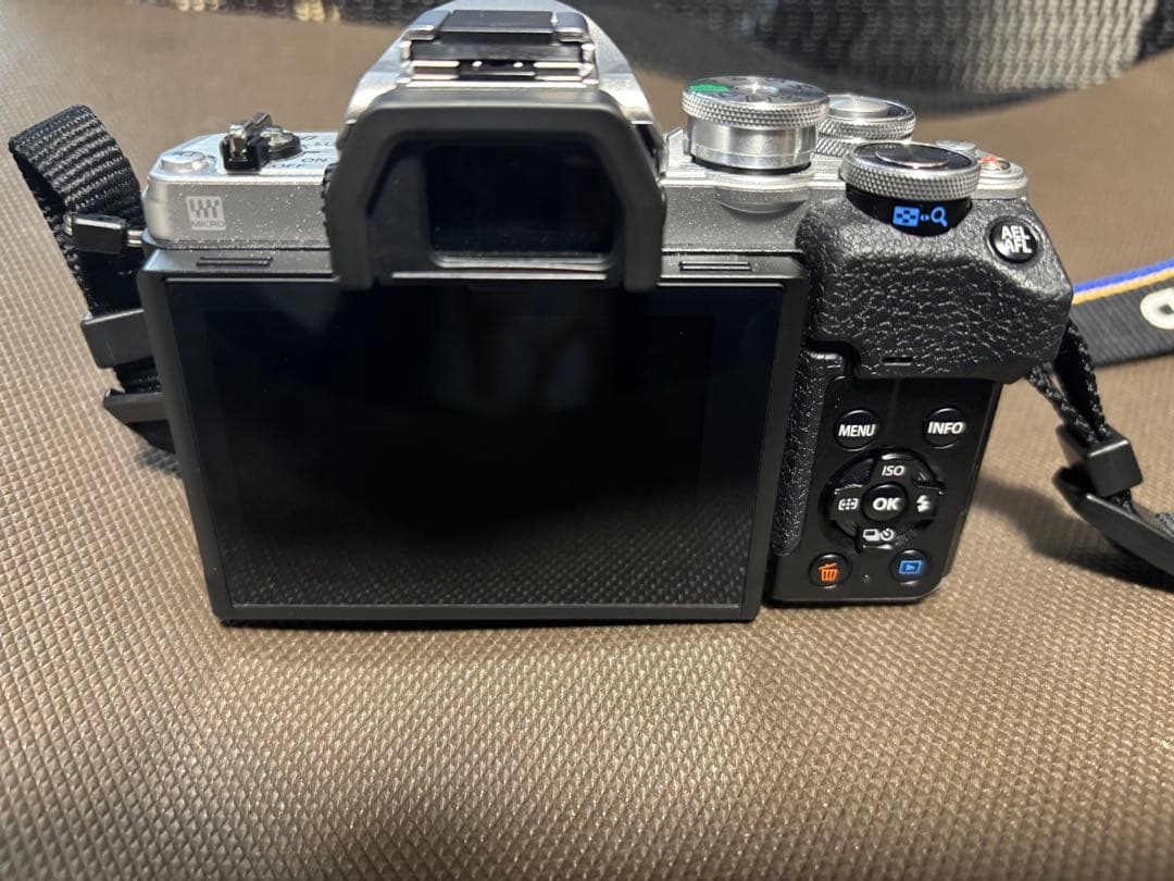 Olympus E-M10 Mark IV フィルムカメラ