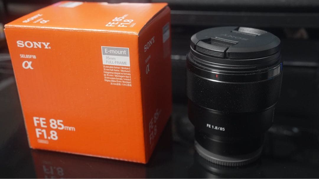 美品 SONY FE 85mm F1.8 SEL85F18 元箱、プロテクター付