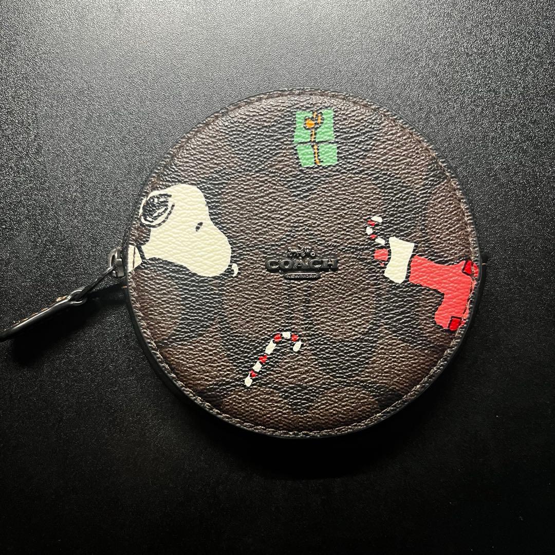 COACH x PEANUTS スヌーピー ケース