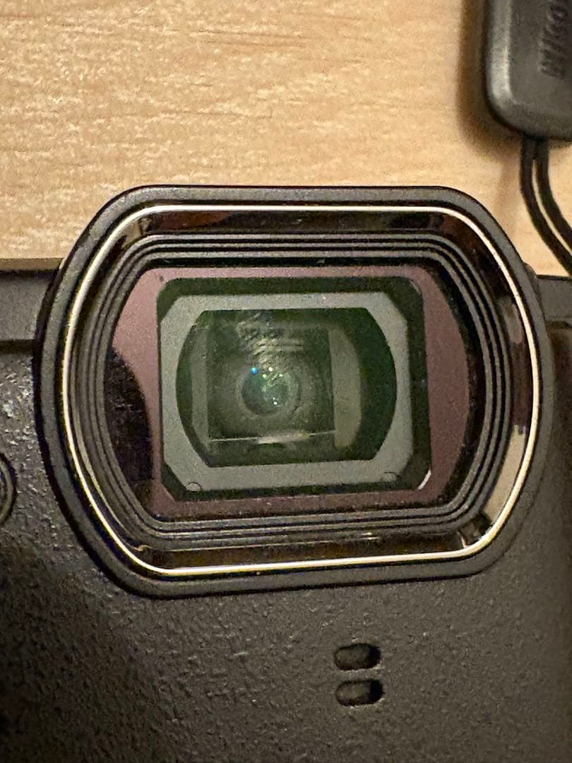 Y*i様 デジタルカメラNikon