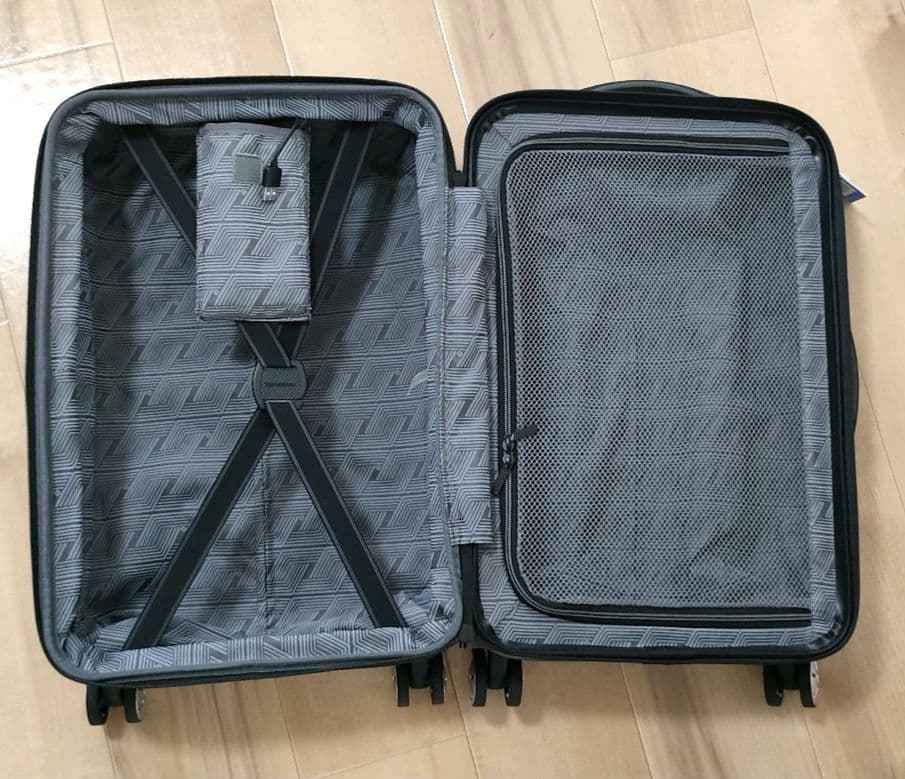 Samsonite 機内持ち込みキャリーケース　1回使用
