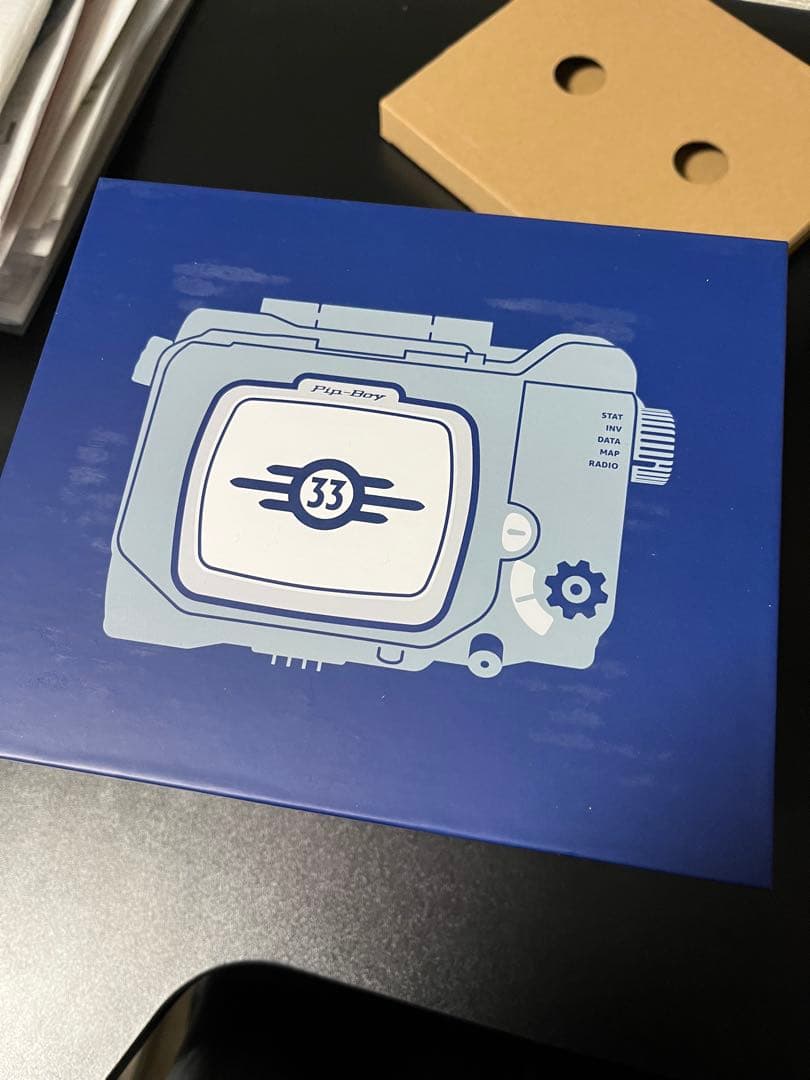 Fallout PipBoy 3000 MK V　ダイキャスト製公式レプリカ