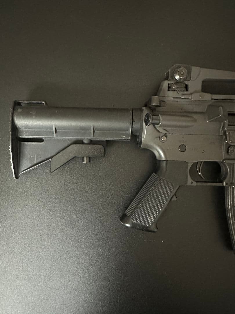 【アップグレード】マルイ M4A1 カービンLIPOバッテリー、充電器とバッグ