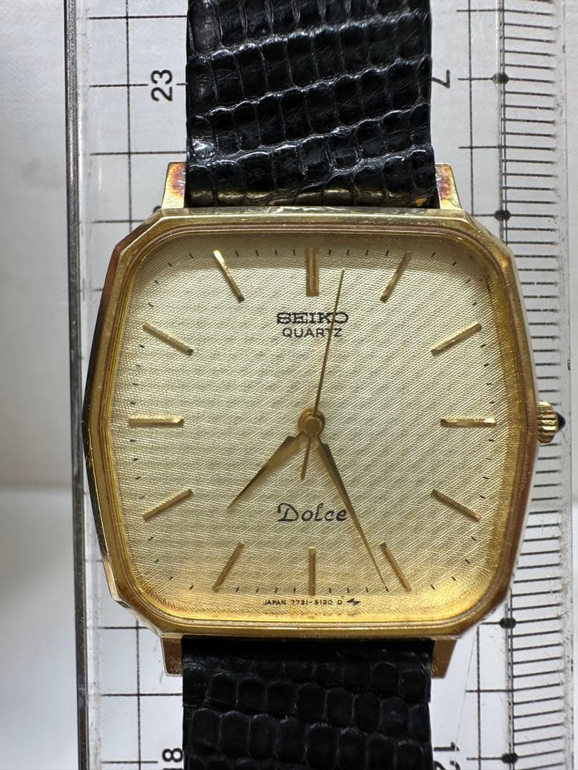 SEIKO Dolce クォーツ腕時計 ゴールド　稼働品！金時計！