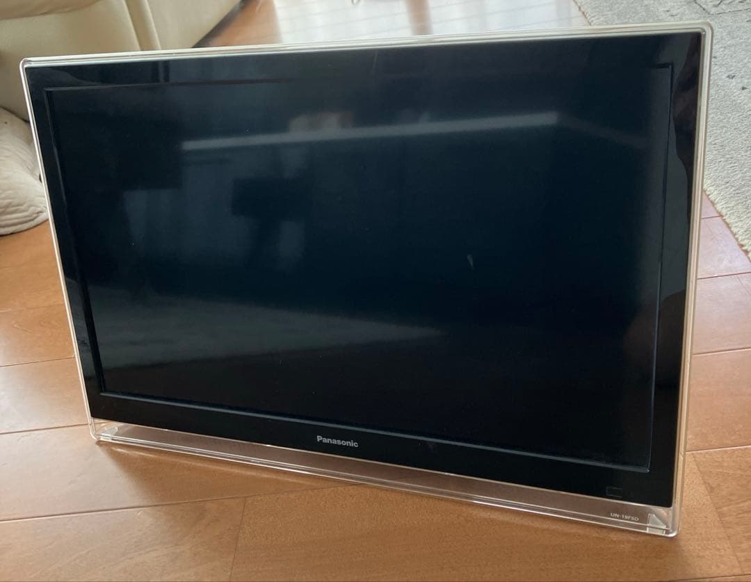 Panasonic VIERA UN-19F5 液晶テレビ　ワイヤレス　返品不可