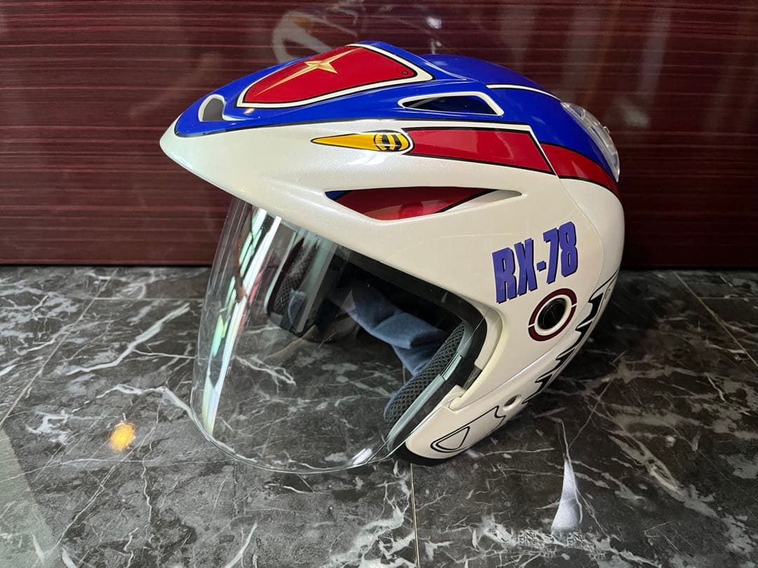 美品★バンダイ＆OGKコラボ限定品・公式認定品★ガンダム　RX-78モデル