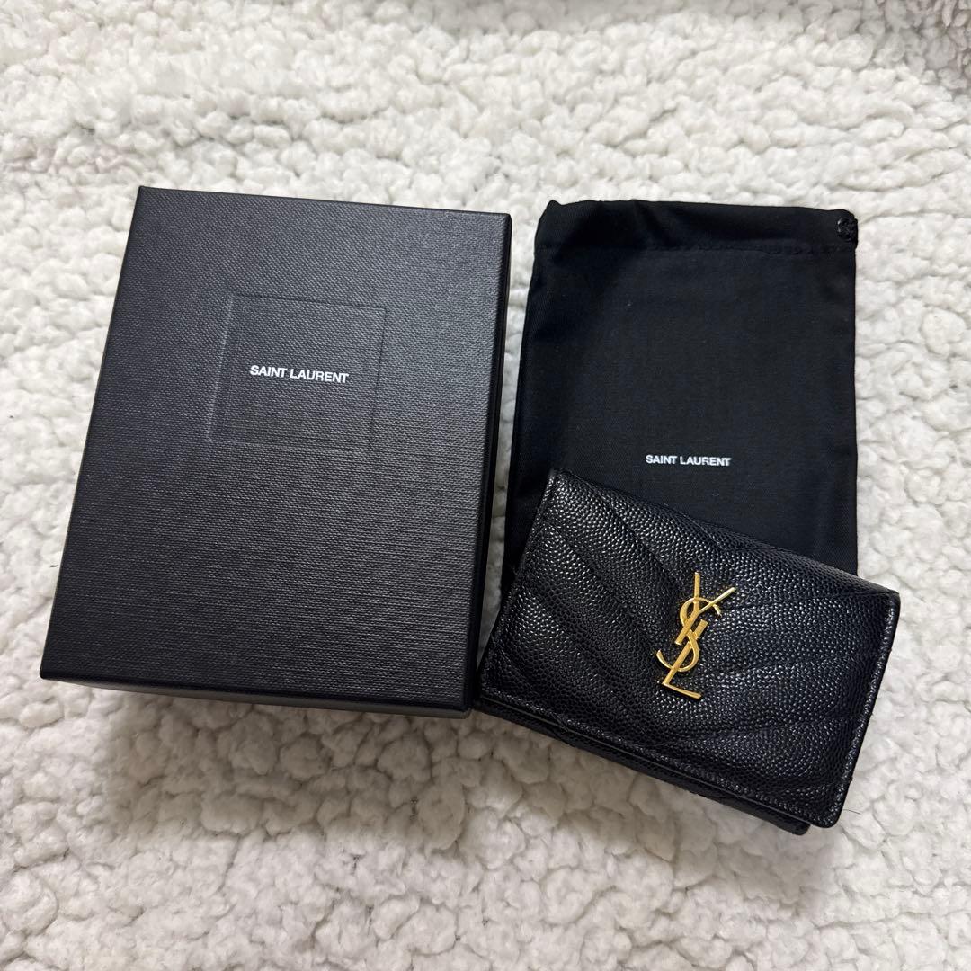 SAINT LAURENT ブラックレザー三つ折り財布