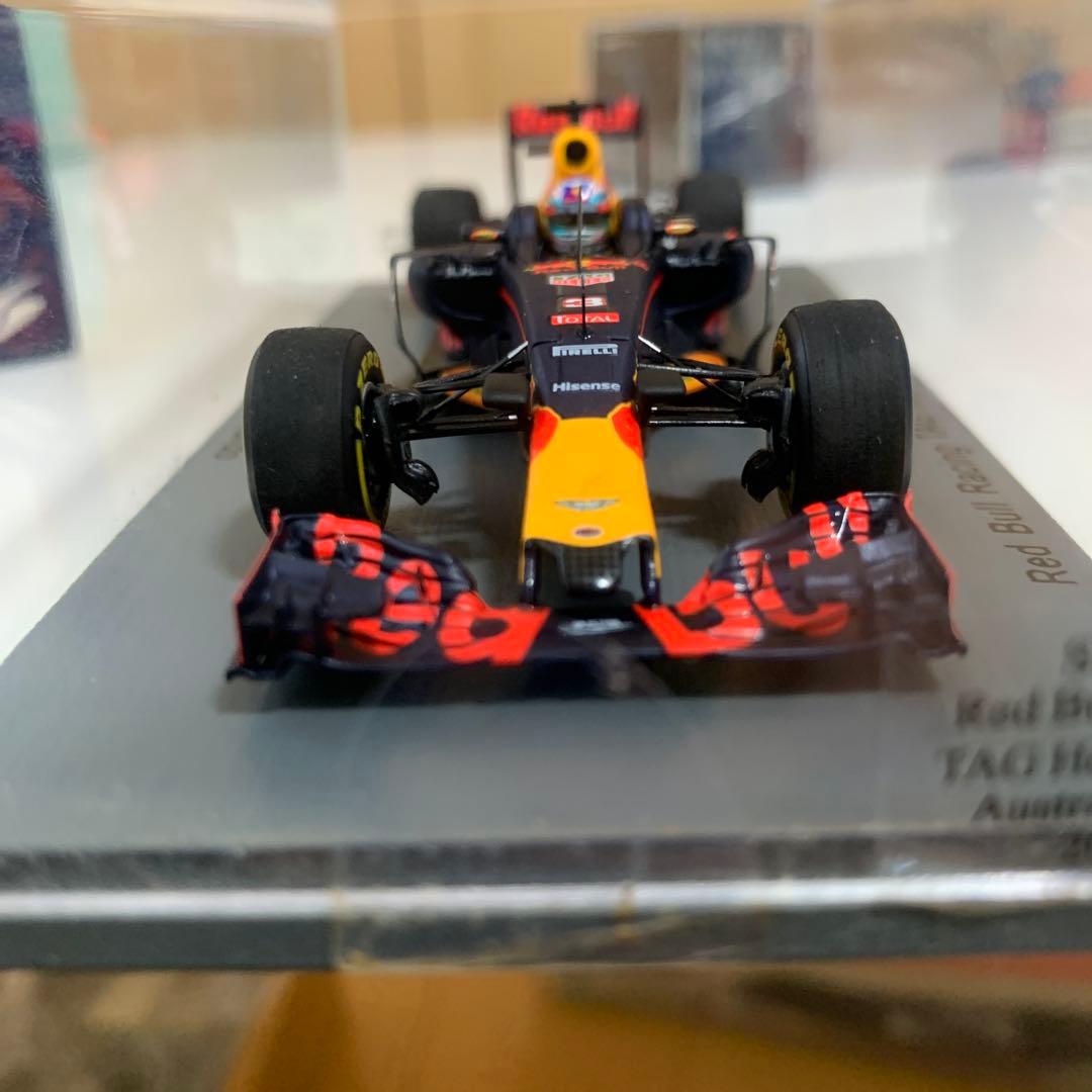 F1 2016 ニコ・ロズベルグ ミニカー